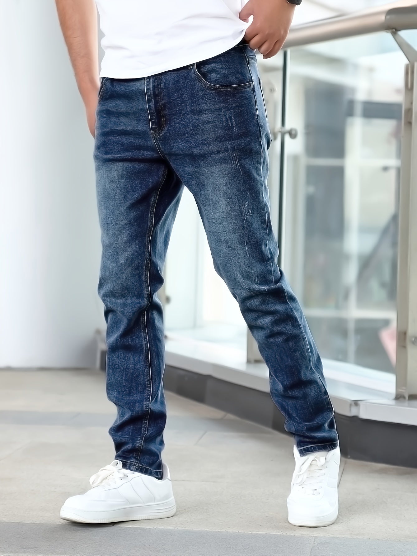 Men's Tapered Jeans | Slim Fit