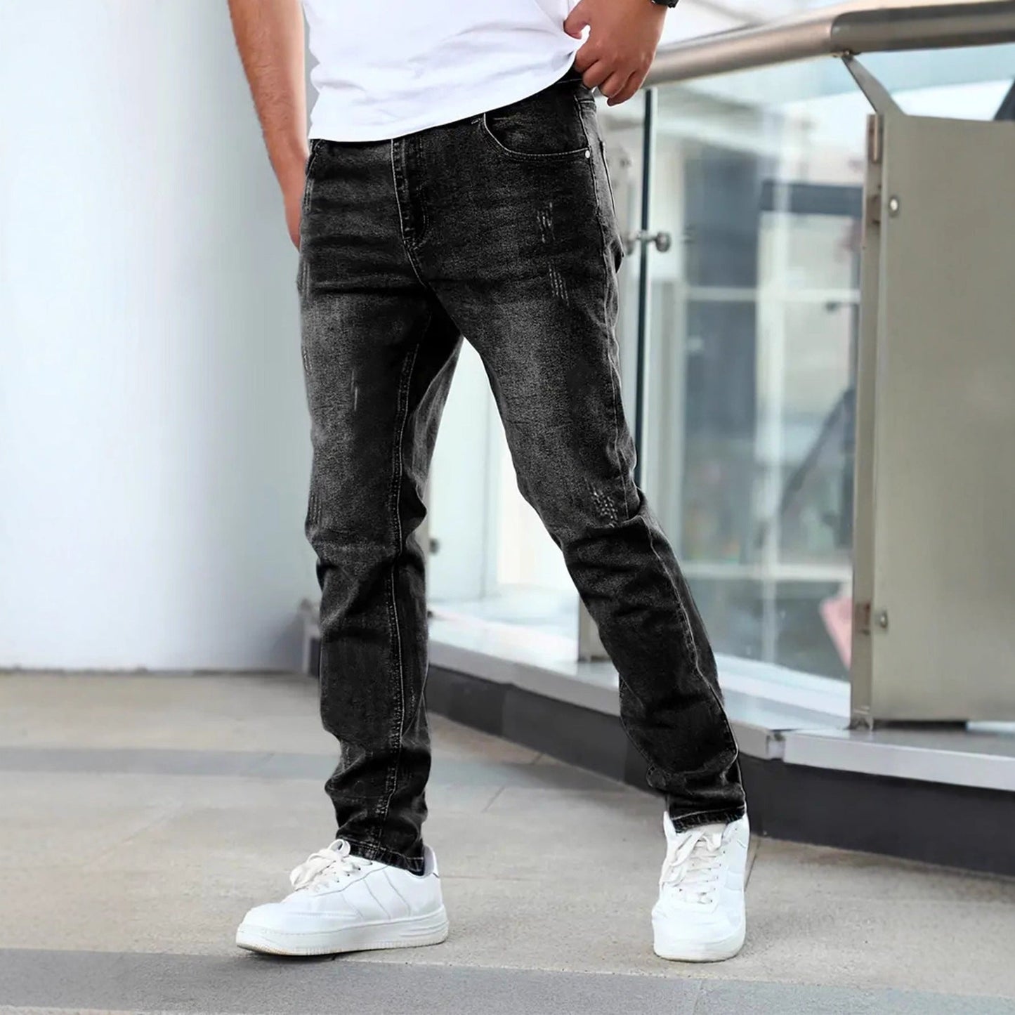 Men's Tapered Jeans | Slim Fit